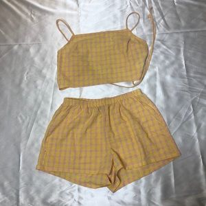 Super cute pink lemonade set!